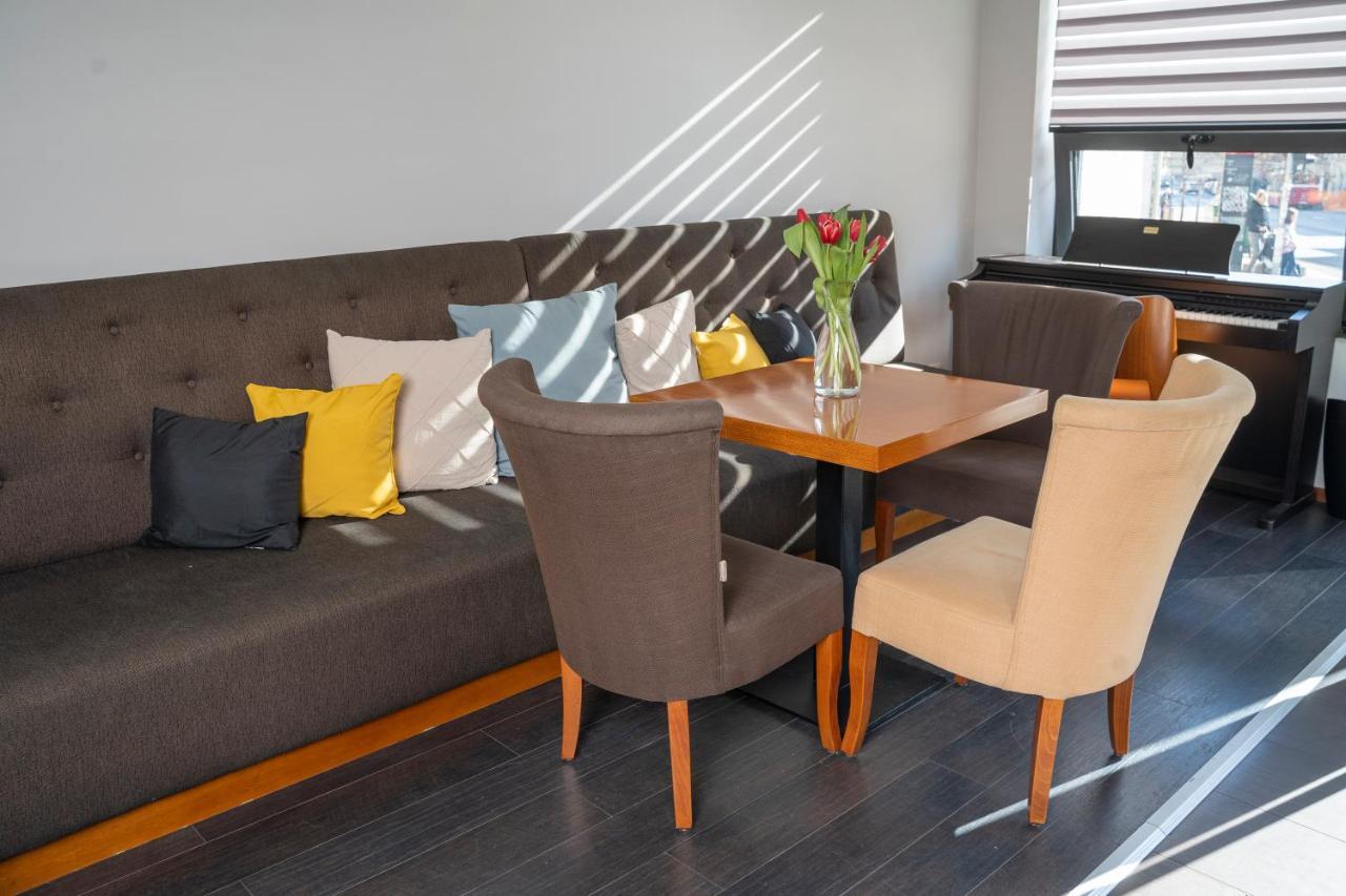 Akacija Luxury Suites เบลเกรด ภายนอก รูปภาพ