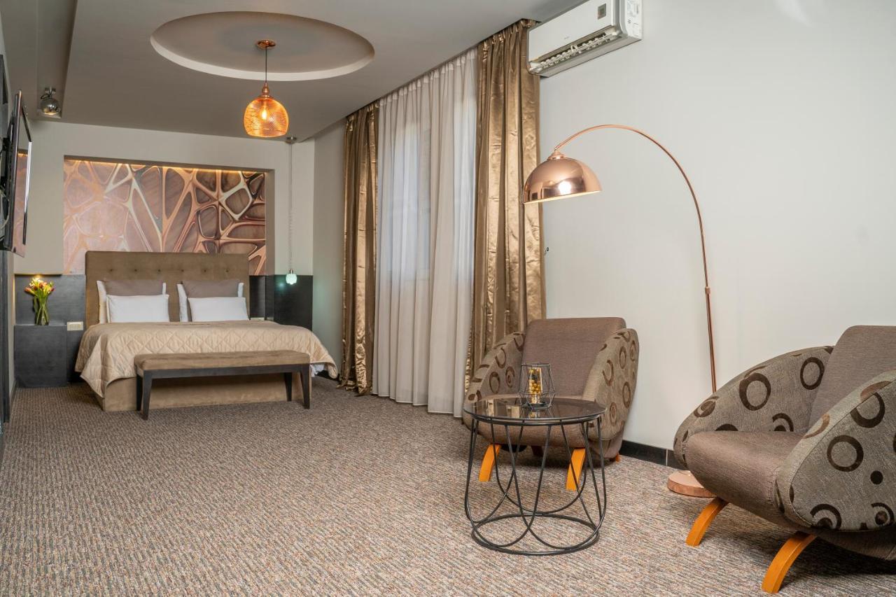 Akacija Luxury Suites เบลเกรด ภายนอก รูปภาพ